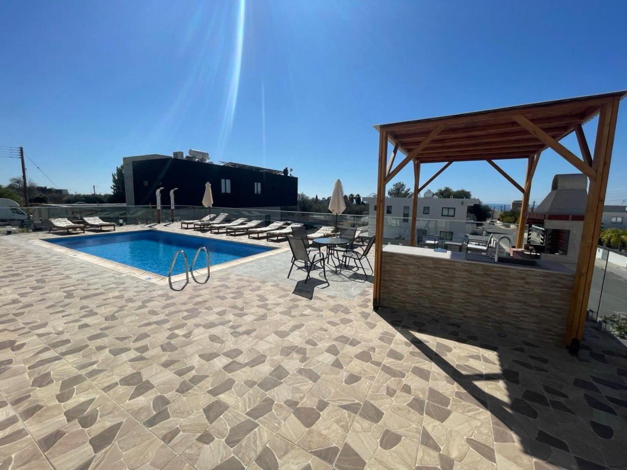 Arf Apartments - With Jacuzzi At The Complex Emba 외부 사진
