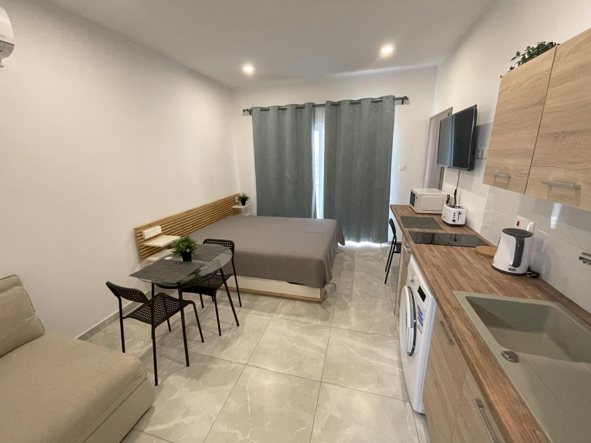Arf Apartments - With Jacuzzi At The Complex Emba 외부 사진